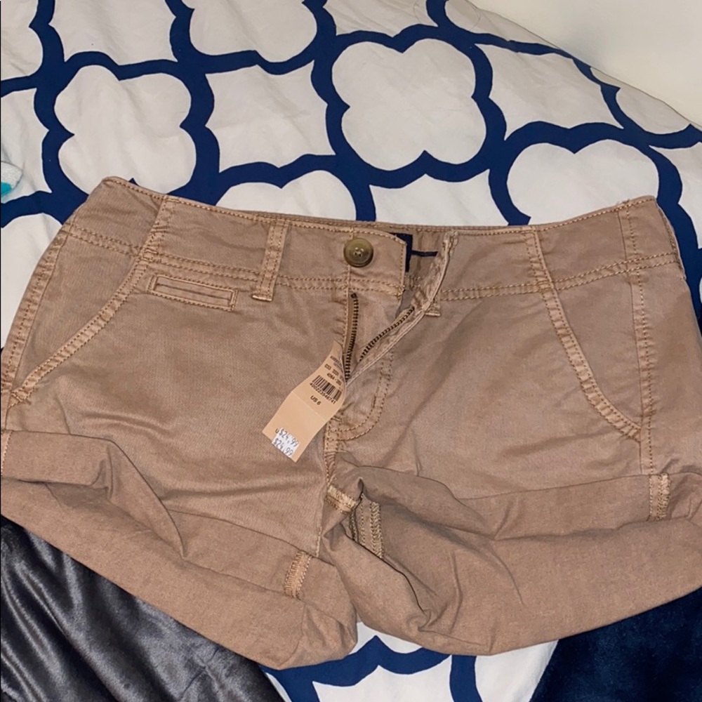 American Eagle Khaki shorts
